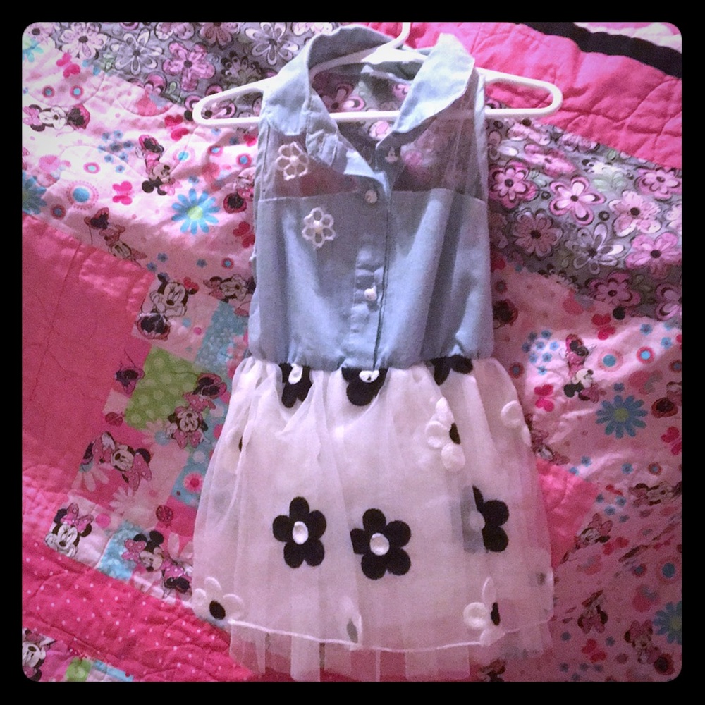 3 T Dress with flowers
